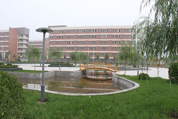 成都卫生学校2018招生简章