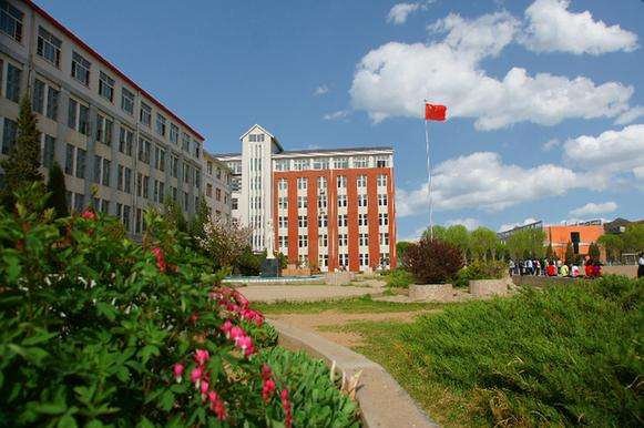 六盘水卫校2019年最新招生简章