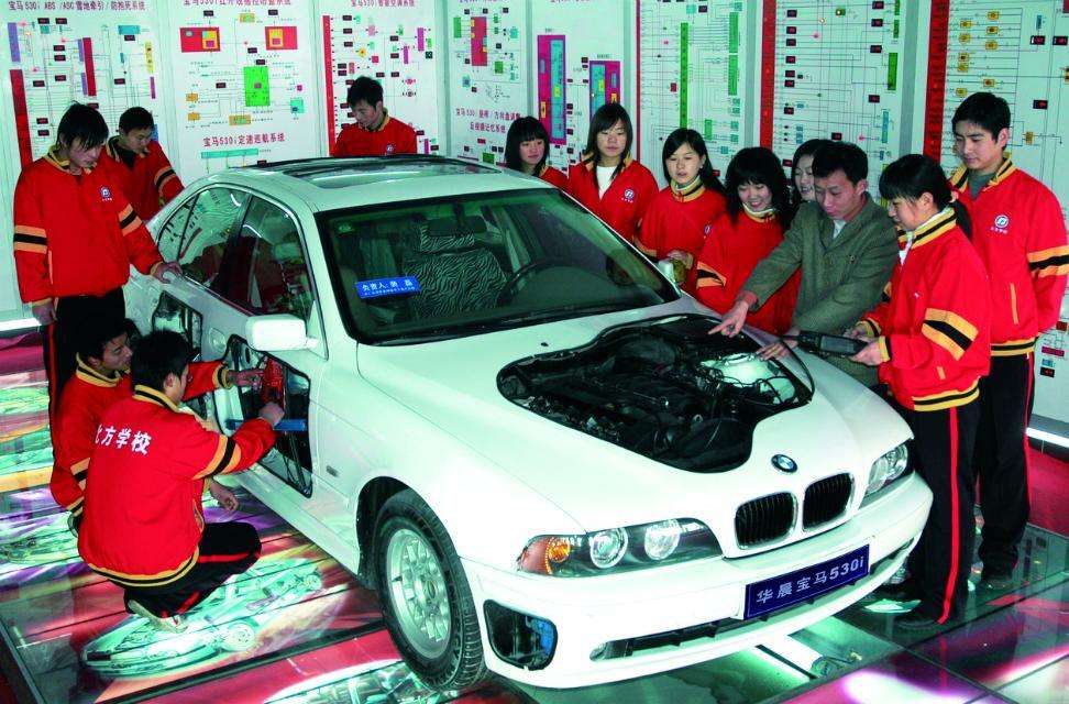 学汽车维修有前途吗