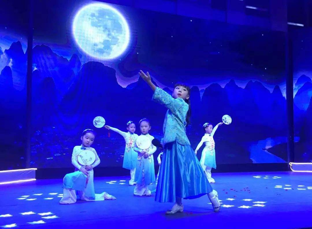 2019年成都幼儿师范专科学校招生专业介绍