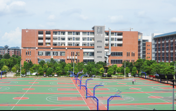  保山中医药高等专科学校2019年报名条件