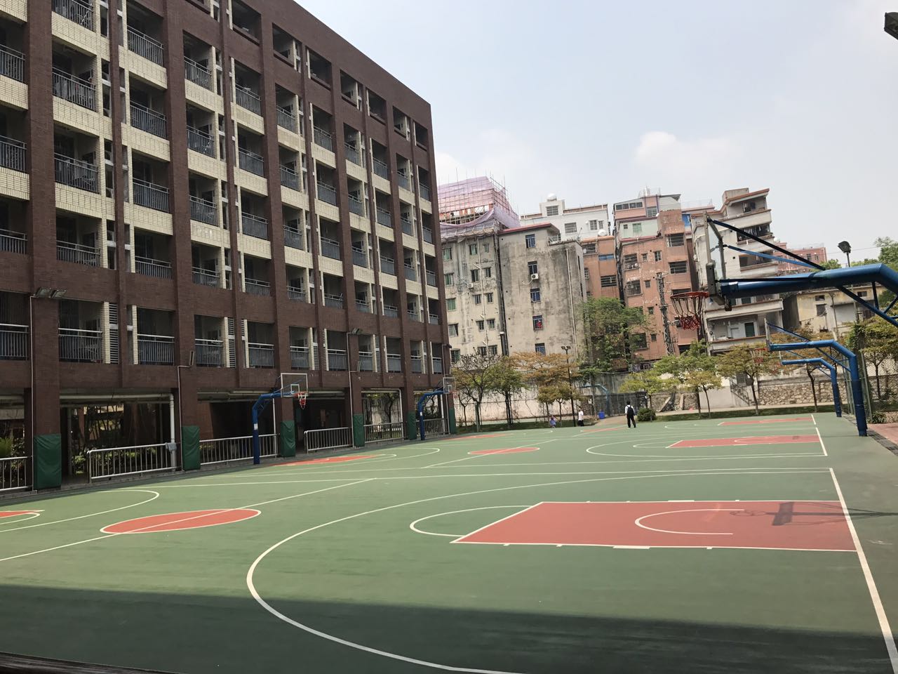 爱护幼儿师范学校的校园环境