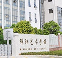 学校logo