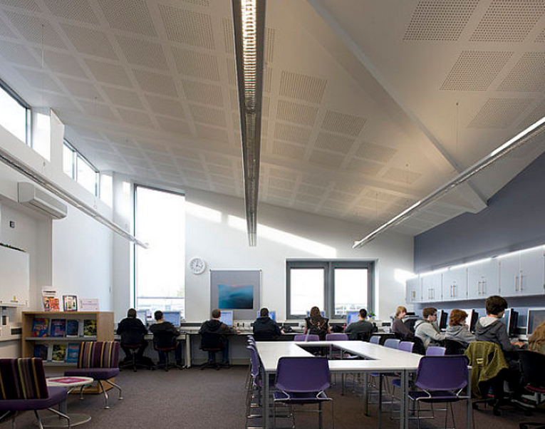 成都艺术职业设计学院属于历年入学分数