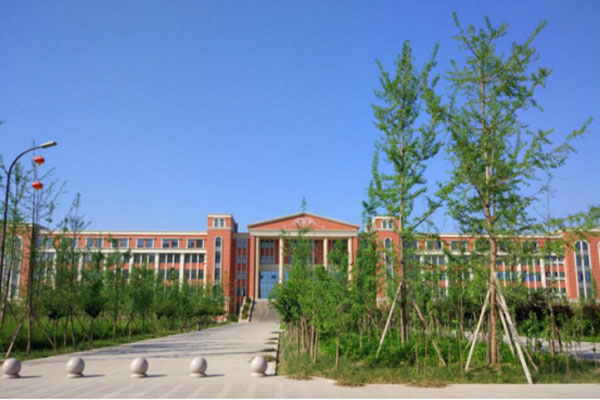 成都乐山医药科技学校