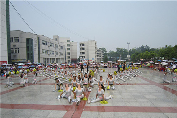 江油职业学校