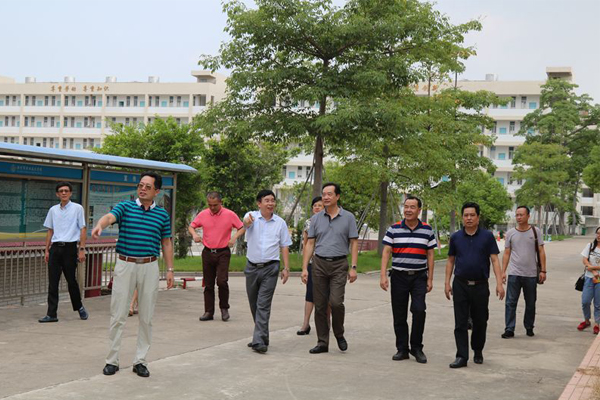 中专学校
