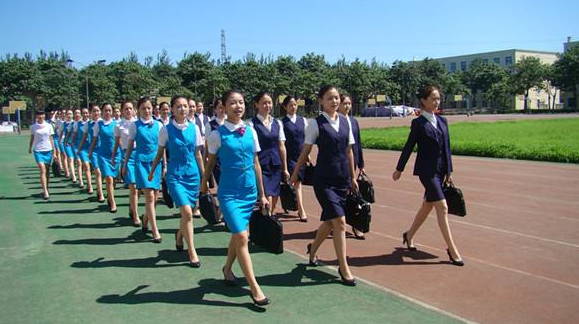成都航空职业学院.png
