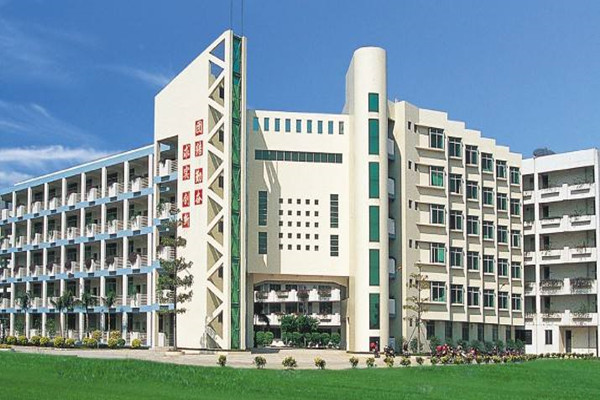 四川成都职业技术学校分享职场沟通常用的句式 　　