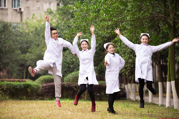2019重庆卫生职业学校招生简章