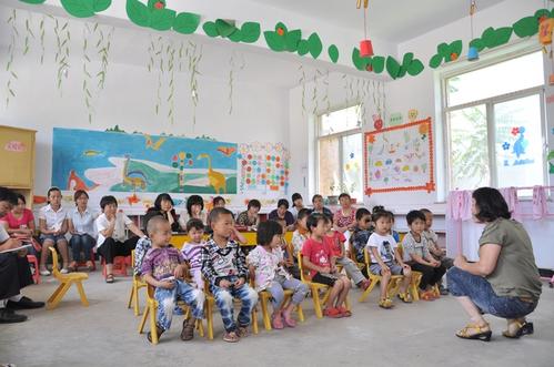 成都幼师的工资高吗